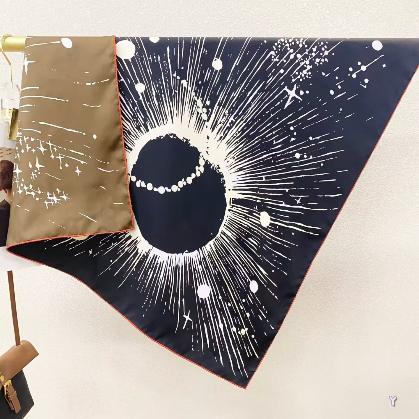 [ Celestial Eclipse Noir ] 100% Real Silk Twill 90x90cm – 77g (with Pack) Square Scarf Wholesale