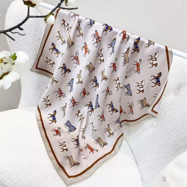 [ Vintage Equestrian Steeds Array ] 100% Real Silk Bandana 70x70cm – Premium 33g Mulberry Silk Square Scarf