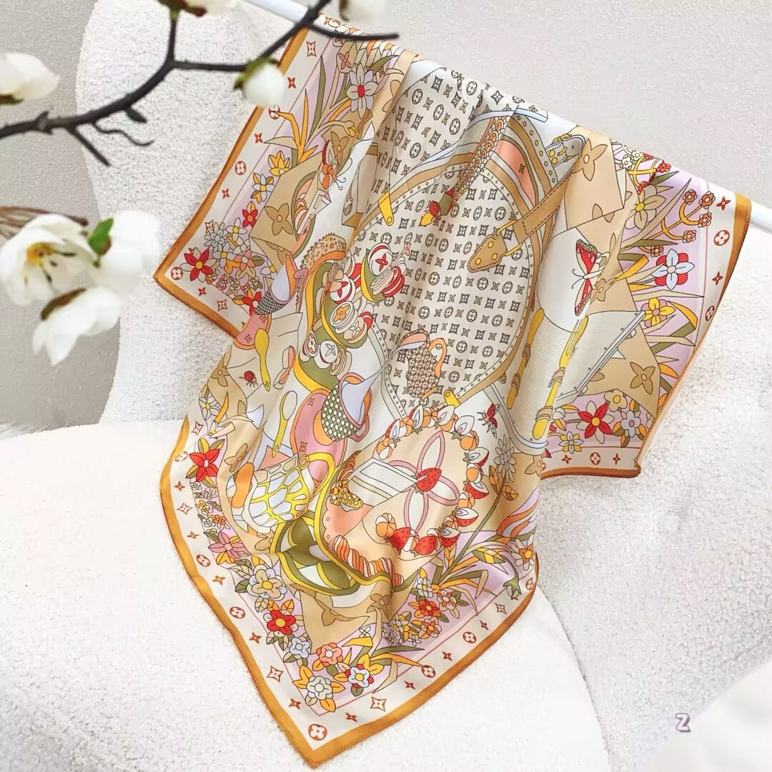[ Vintage Monogram & Hot Air Balloon ] 100% Real Silk Bandana 70x70cm – Premium 33g Mulberry Silk Square Scarf