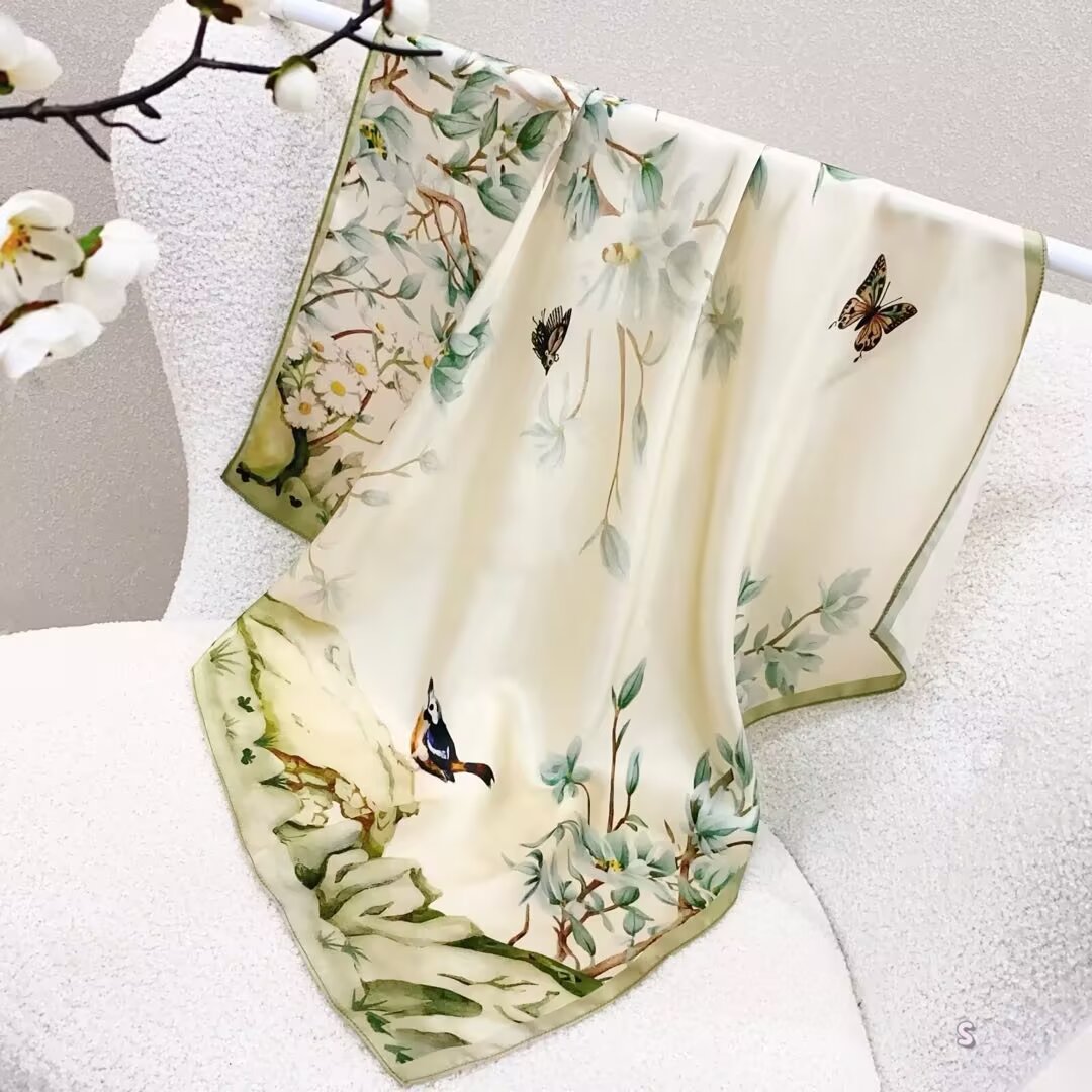 [ Vintage Chinoiserie Flora & Songbird ] 100% Real Silk Bandana 70x70cm – Premium 33g Mulberry Silk Square Scarf
