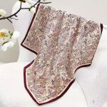 [ Classic Luxury Paisley Motif ] 100% Real Silk Bandana 70x70cm – Premium 33g Mulberry Silk Square Scarf