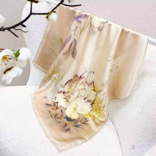 [ French Vintage Peony & Iris ] 100% Real Silk Bandana 70x70cm – Premium 33g Mulberry Silk Square Scarf