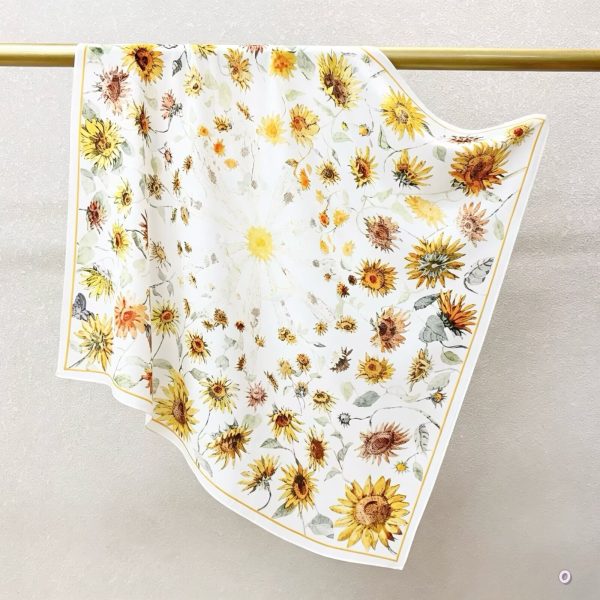 [ French Vintage Sunflower Bloom ] 100% Real Crepe de Chine Satin Silk Bandana 70x70cm – Heavyweight 35g Square Scarf with Neat Tailored Edges