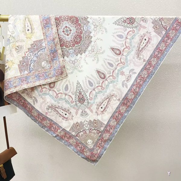 [ Vintage Paisley Mandala ] 100% Real Silk Twill 90x90cm - 77g (with Pack) Square Scarf Wholesale